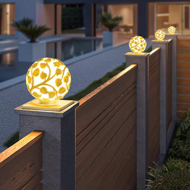 Outdoor Lighting Decoration - أضواء أعمدة خارجية تعمل بالطاقة الشمسية،