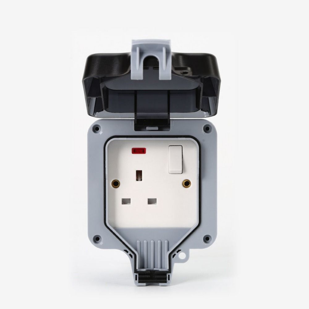 مقبس كهربائي خارجي مقاوم للماء - مراجعة Outdoor Lighting Uk وسعره