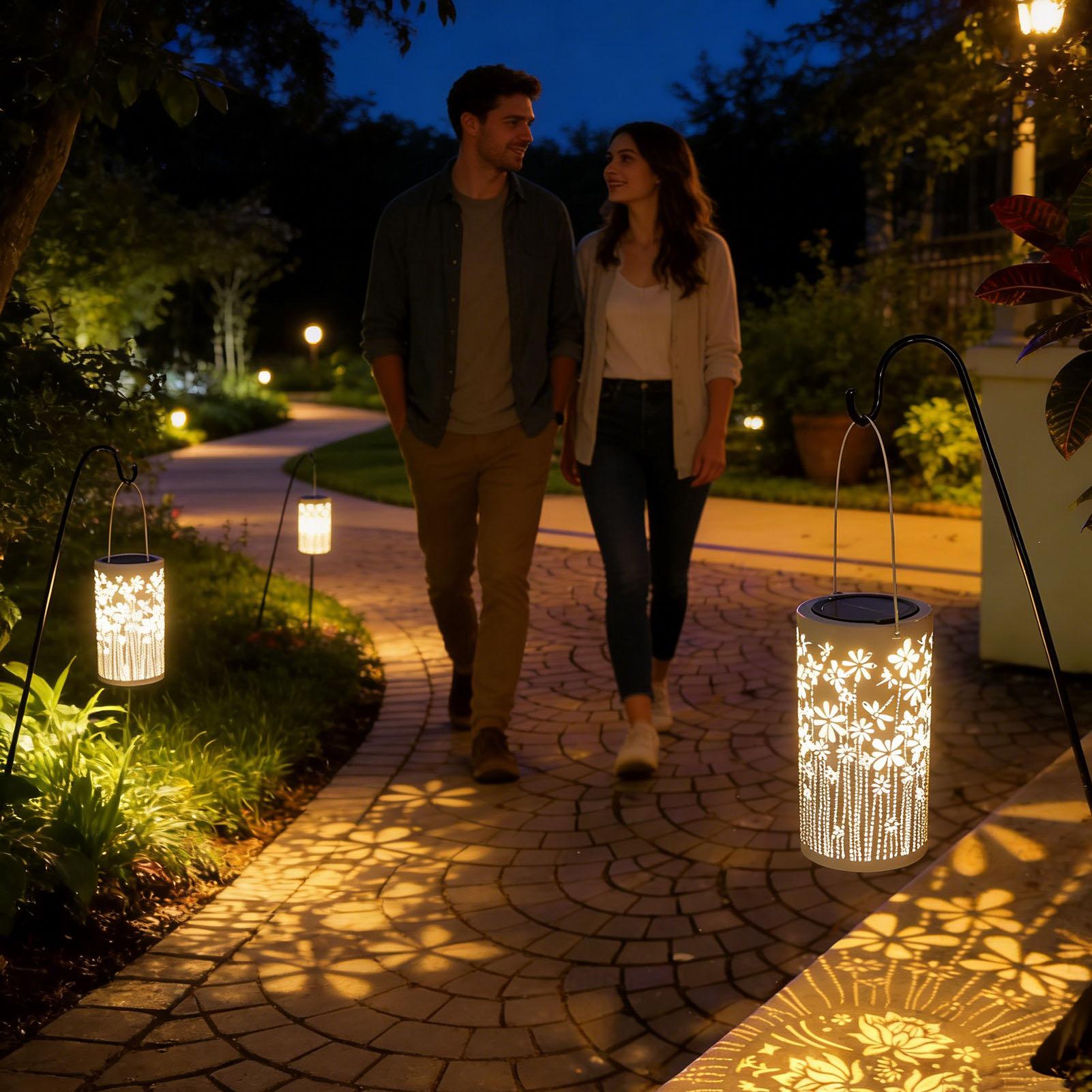 فوانيس شمسية زخرفية ملونة على  - مراجعة Outdoor Lighting Decoration وسعره